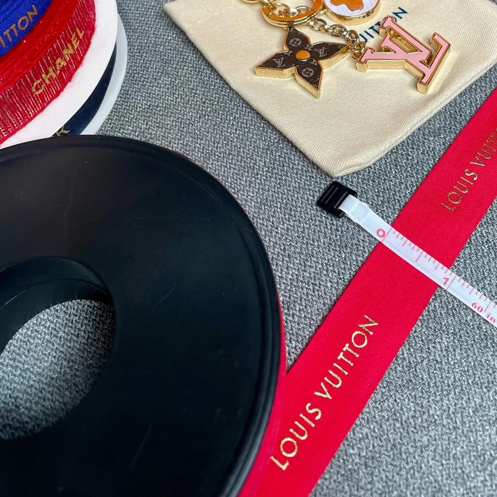 Louis Vuitton Holiday Ribbon - 3/4” Red w/ Gold Lettering - Picture 4 of 4